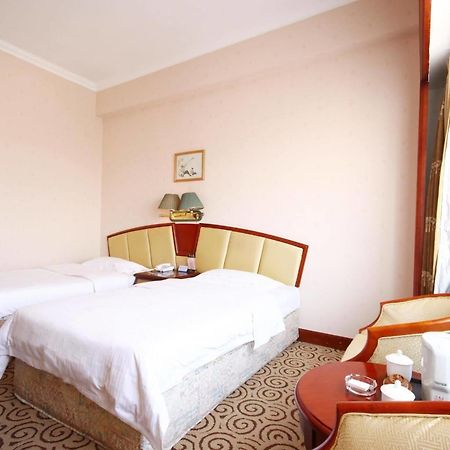 Hampton By Hilton Dalian Zhongshan Eksteriør billede