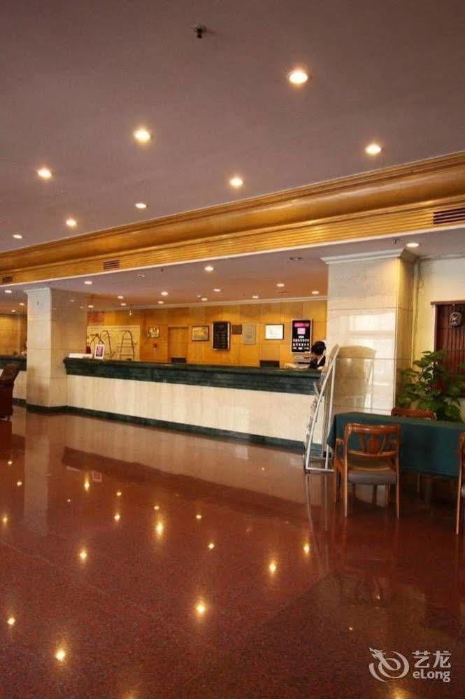 Hampton By Hilton Dalian Zhongshan Eksteriør billede