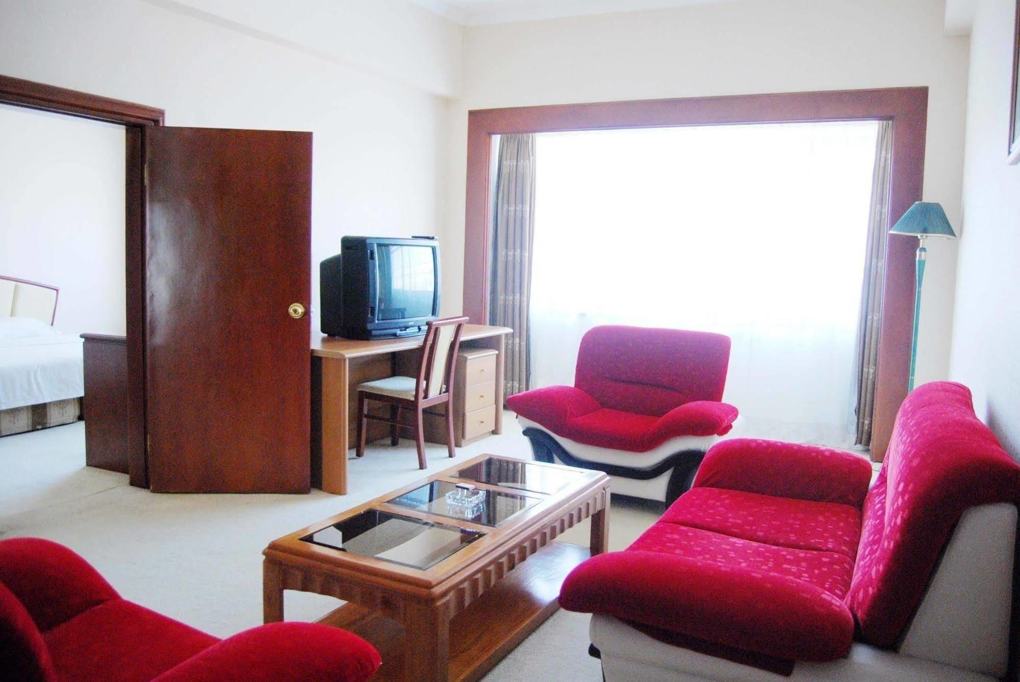 Hampton By Hilton Dalian Zhongshan Eksteriør billede